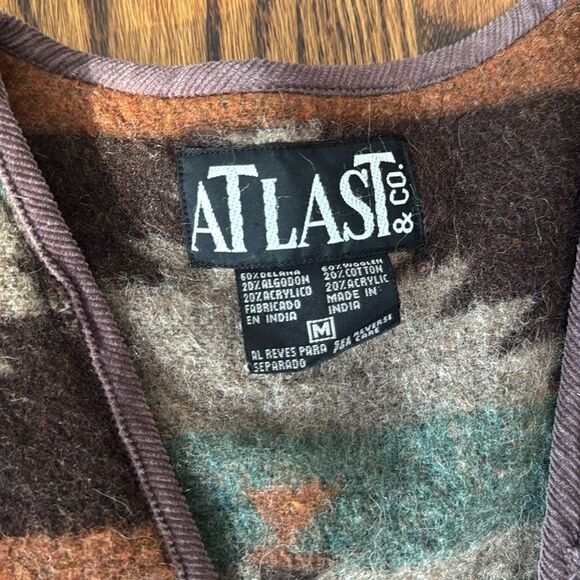 Vintage Aztec Wool Vest with Wood Buttons - M - Picture 3 of 4